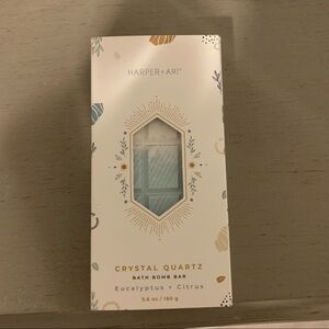 NEW Harper and Ari crystal quartz eucalyptus citrus bath bomb bar